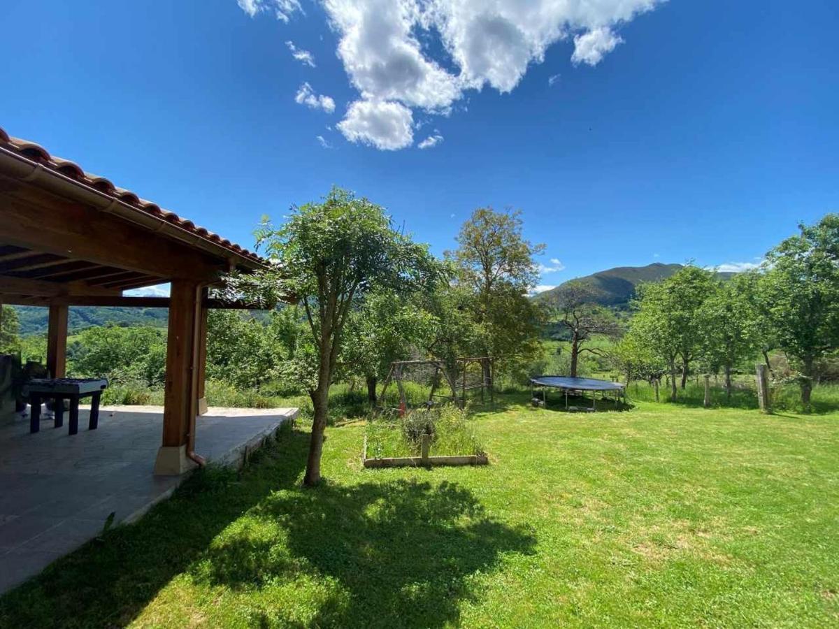 Casa Rural El Bohio Arriondas Exteriör bild