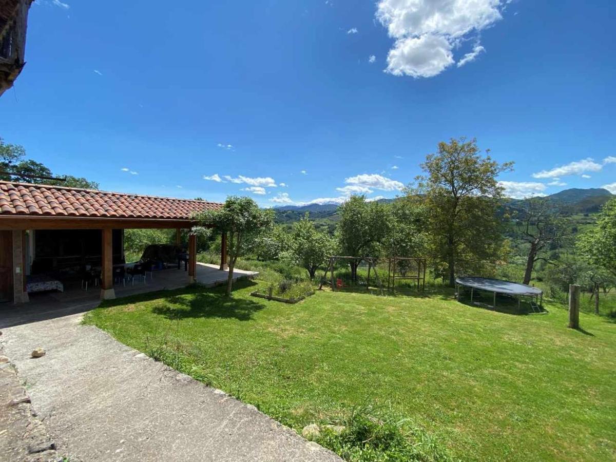 Casa Rural El Bohio Arriondas Exteriör bild