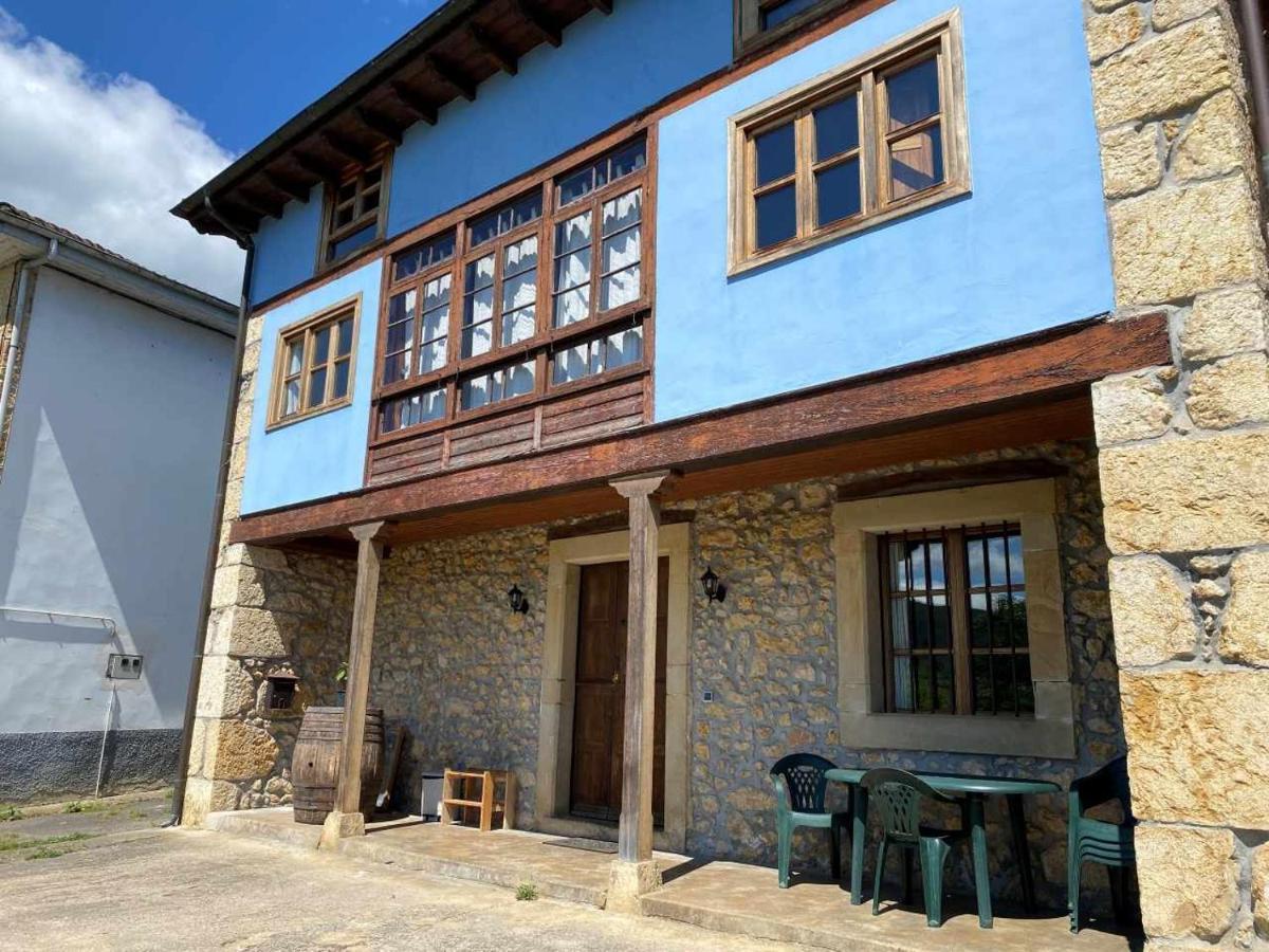 Casa Rural El Bohio Arriondas Exteriör bild